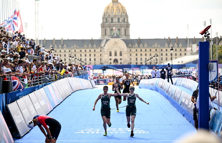 Paris 2024: Top 10 for MacCombe sisters & 12th place for Cava