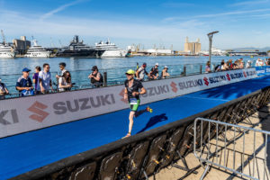 Tri Team Ireland Tarragona 2026 athlete waving