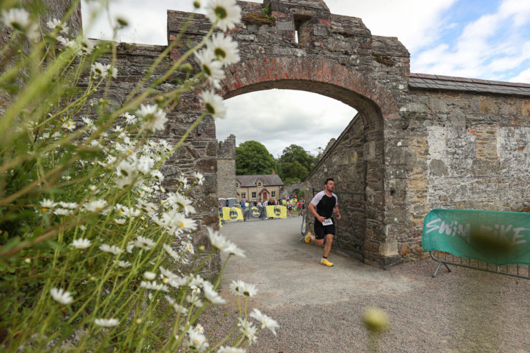 archway Beyond the Wall Triathlon 2026