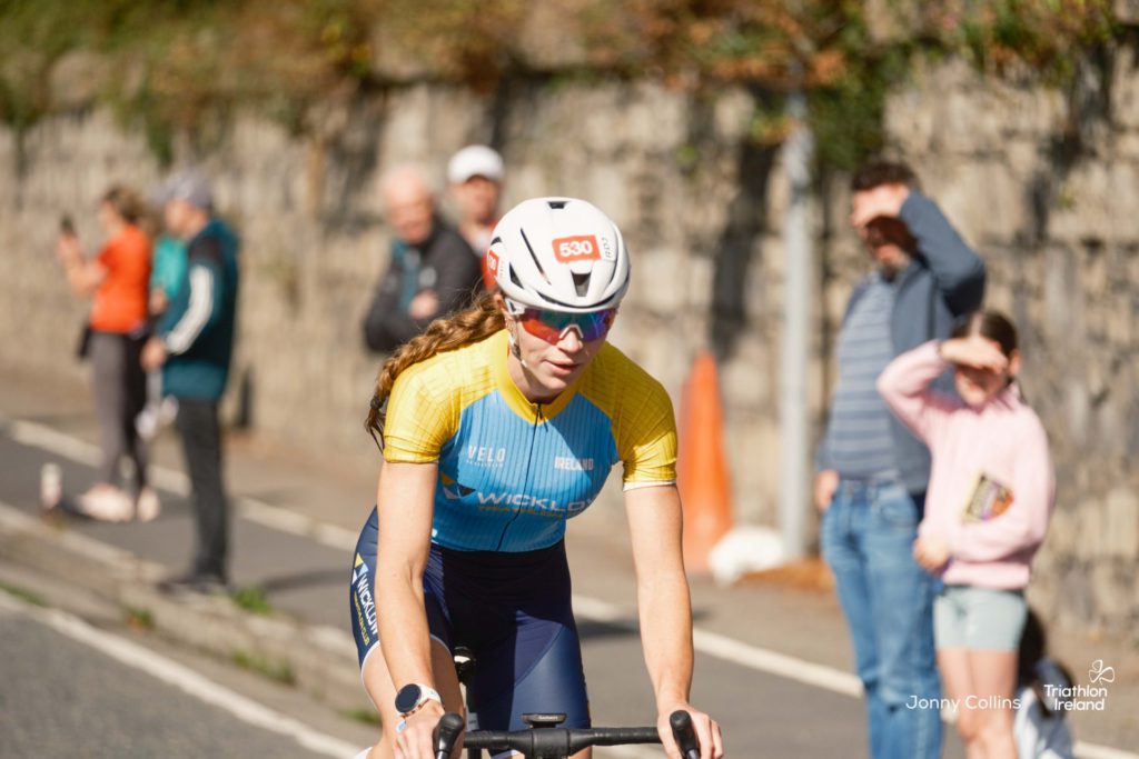 Sarah Diamond cycling Dublin City Triathlon